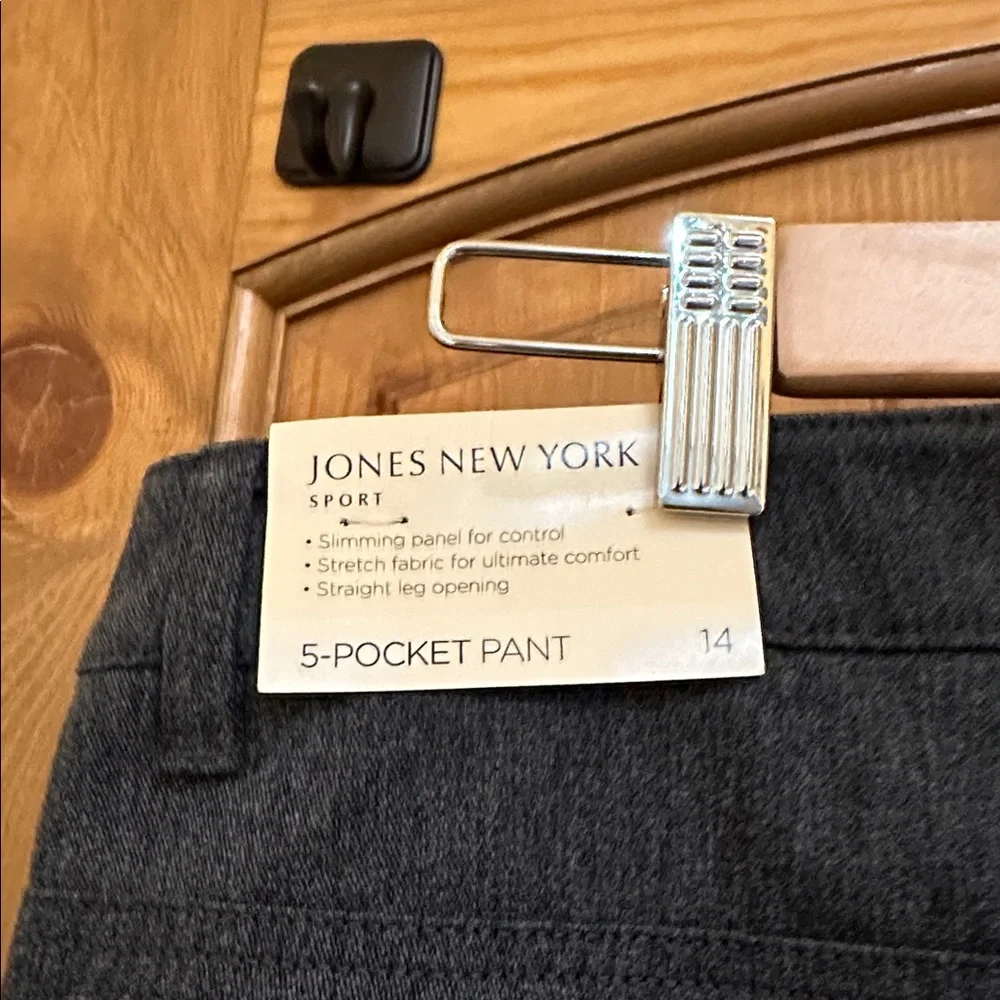 NWT Jones New York Sport Stretch Pants - Picture 6 of 8